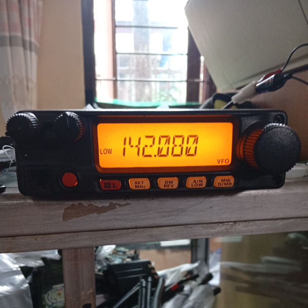 radio rig yaesu ft-2900r second