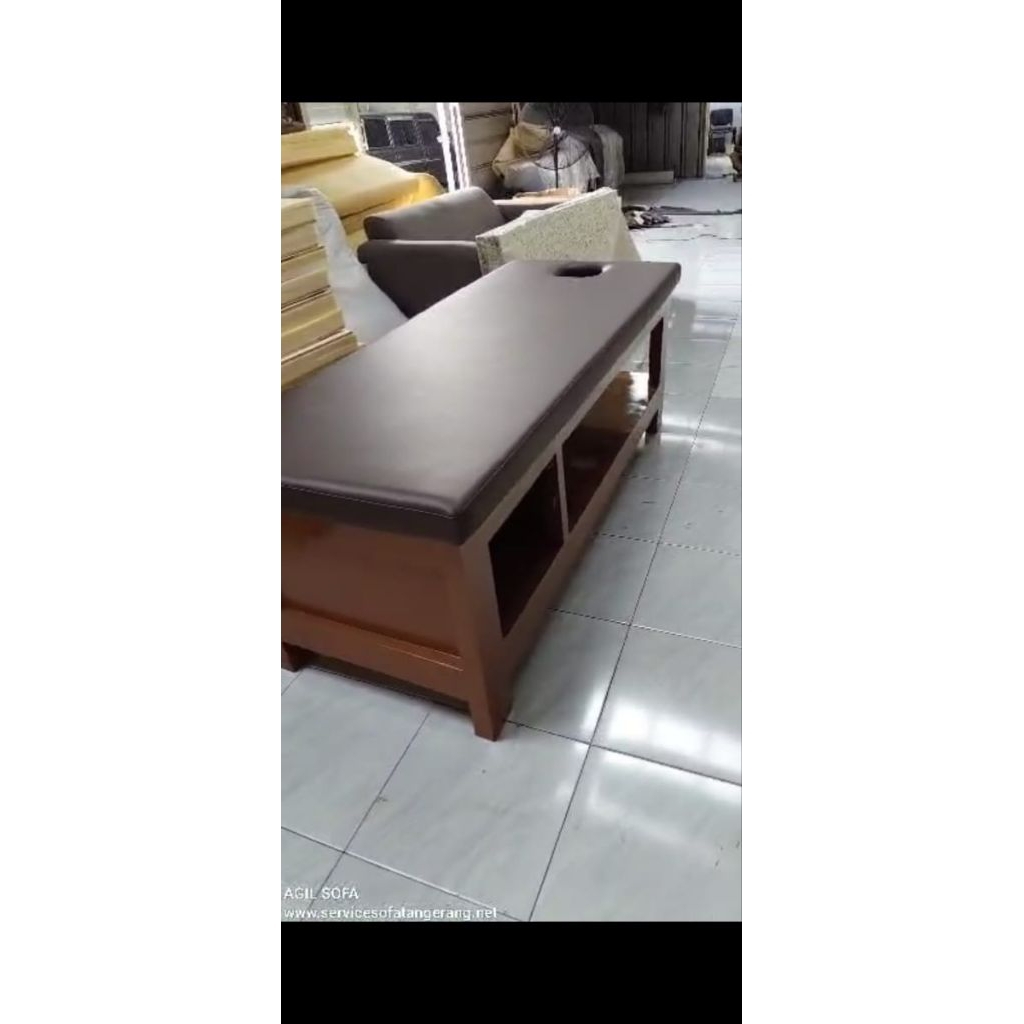 Bed Massage Premium+ Laci dengan pintu/Agil Sofa