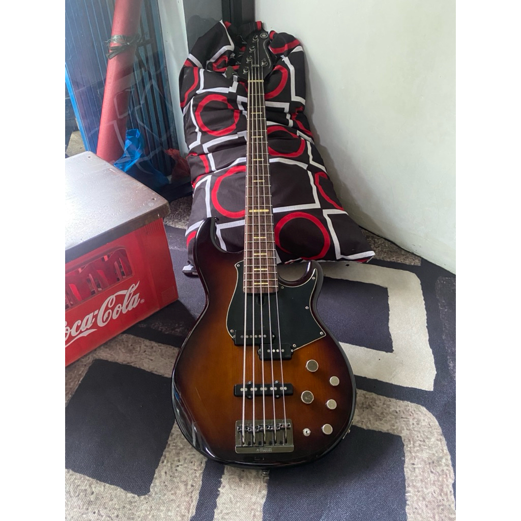Bass Yamaha BB735 A Original