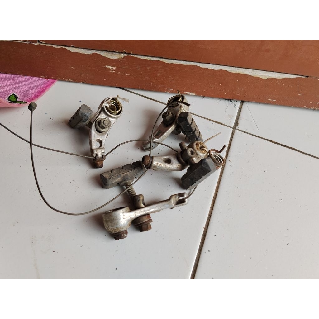 Rem Sepeda Cantilever jadul alloy marking 993AE alloy jadul depan belakang