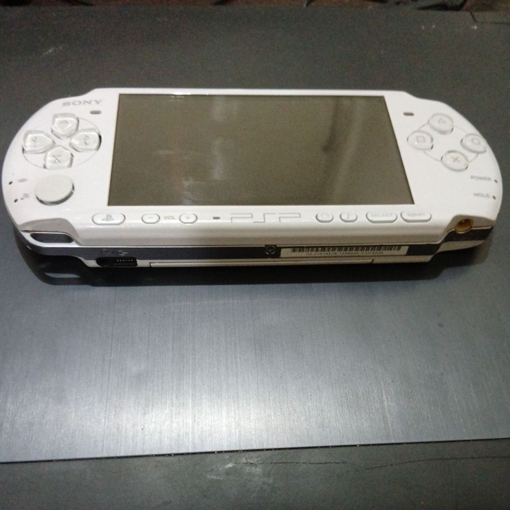 PSP 3006 + CHARGER ORI + MEMORY SONY 16GB
