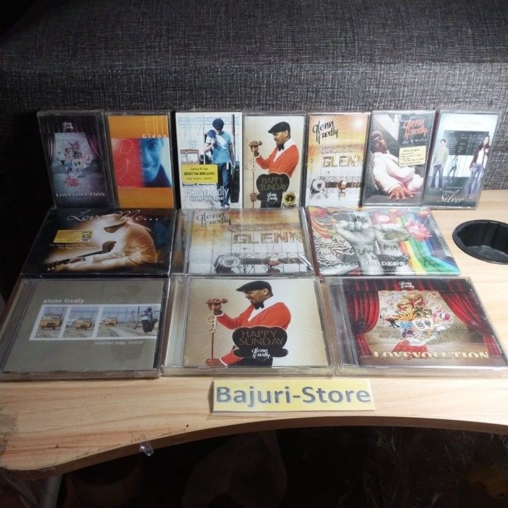 CD "Glenn Fredly" + Kaset Pita "Glenn Fredly"/Segel/Sealed/Original/dijual Sepaket/Rare/Kolektor Ite