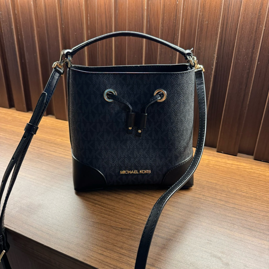 preloved Tas original Mercer small  bucket messenger 18*17*11cm