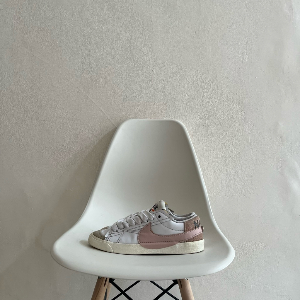 Nike Wmns Blazer Low ‘77 Jumbo White/Pink