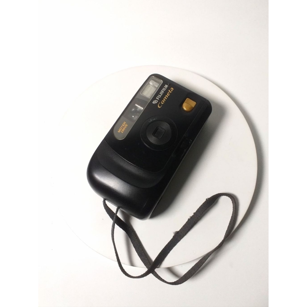 Kamera Analog Fujifilm Cometa
