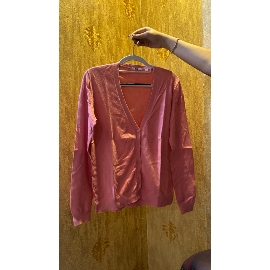 Cardigan Uniqlo Wanita Second Original