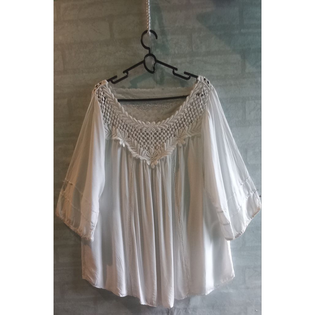 Blouse putih PL