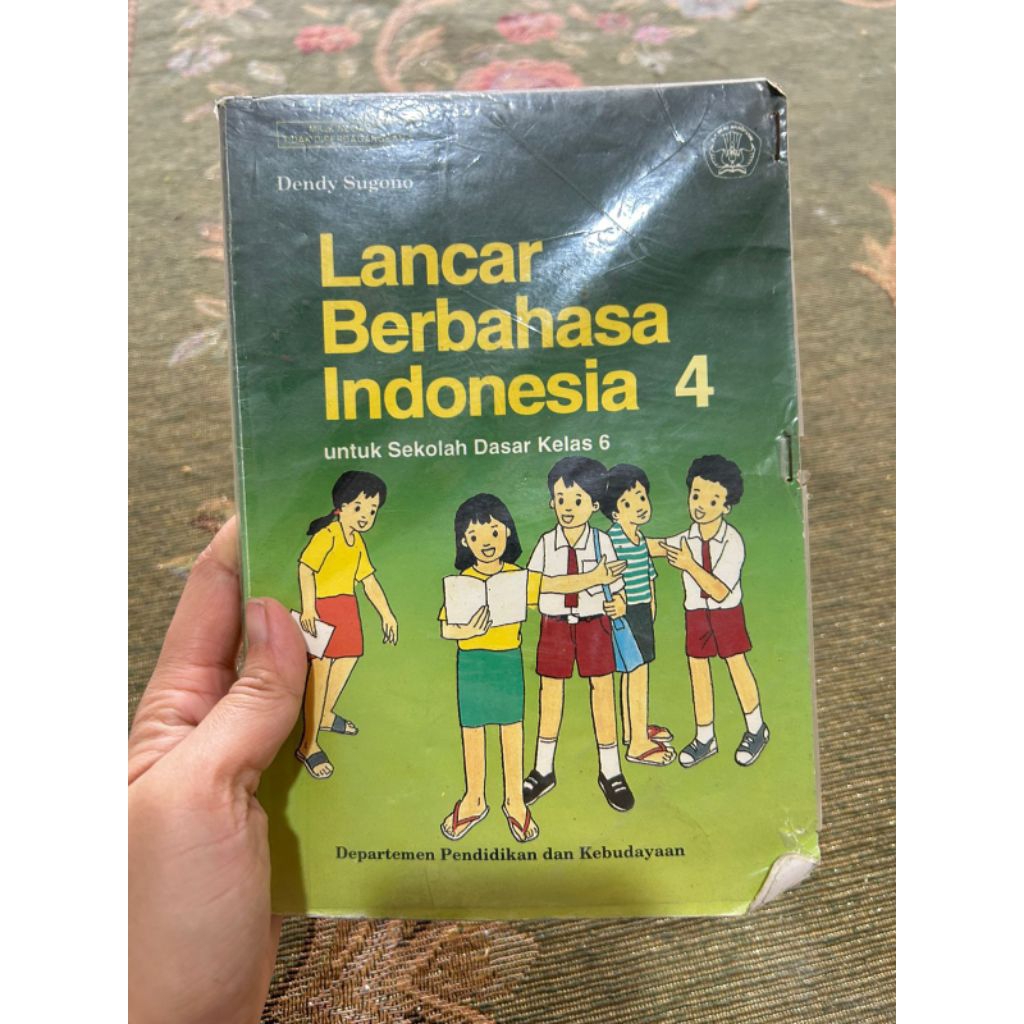 Buku Lancar Berbahasa Indonesia jilid 4 oleh Dendy Sugono