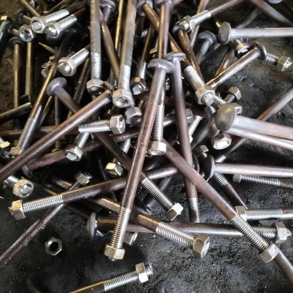Baut kepala payung / baut kapal kayu 12mm, 1/2 inci , M12 (mur kunci no 19)