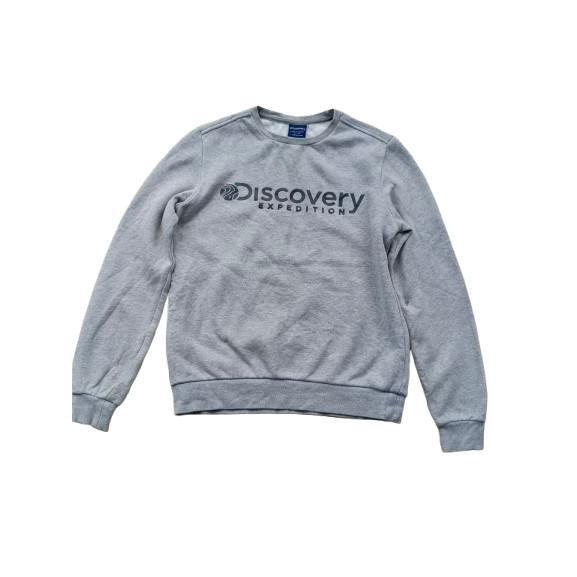Crewneck Abu-abu discovery + jaket Nepa outdoor