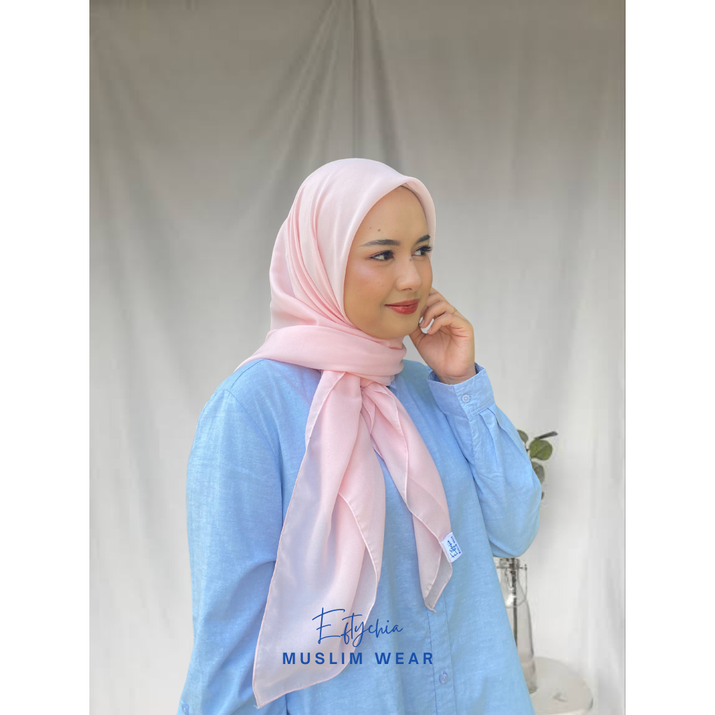 Hijab Segiempat Pollycotton | Bright | Eftychia Muslim Wear