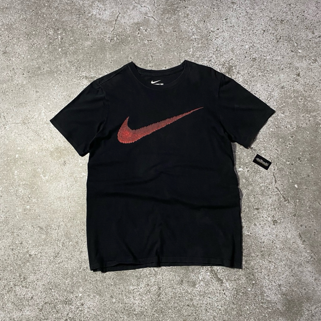 vintage Kaos Nike Second