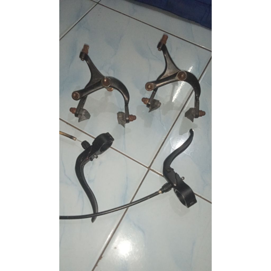 U Brake set Nos sepasang depan belakang bekas