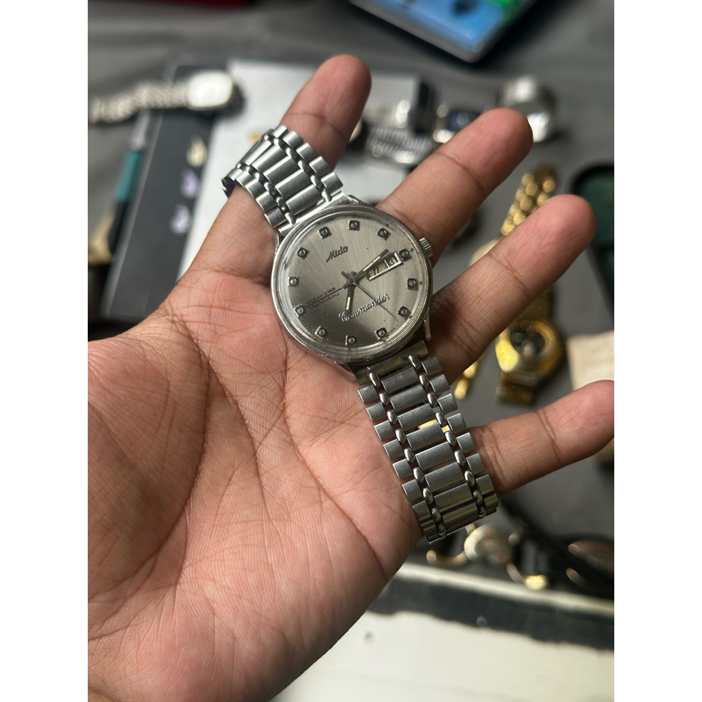 preloved jam tangan mido commander oval