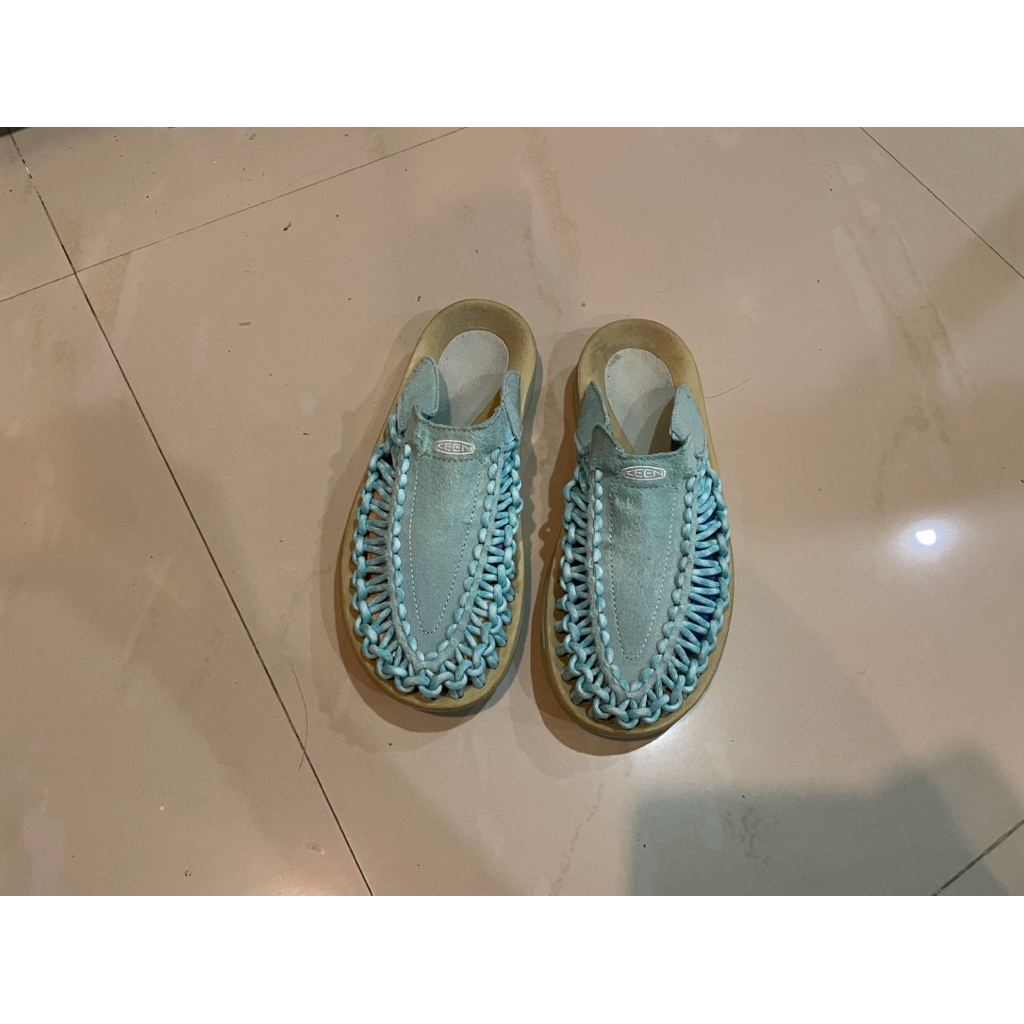 Sendal keen size 38.5