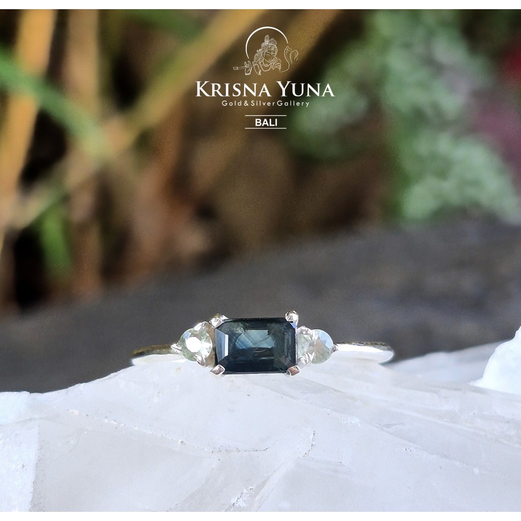 Natural Madagascar Blue Green Sapphire Ring