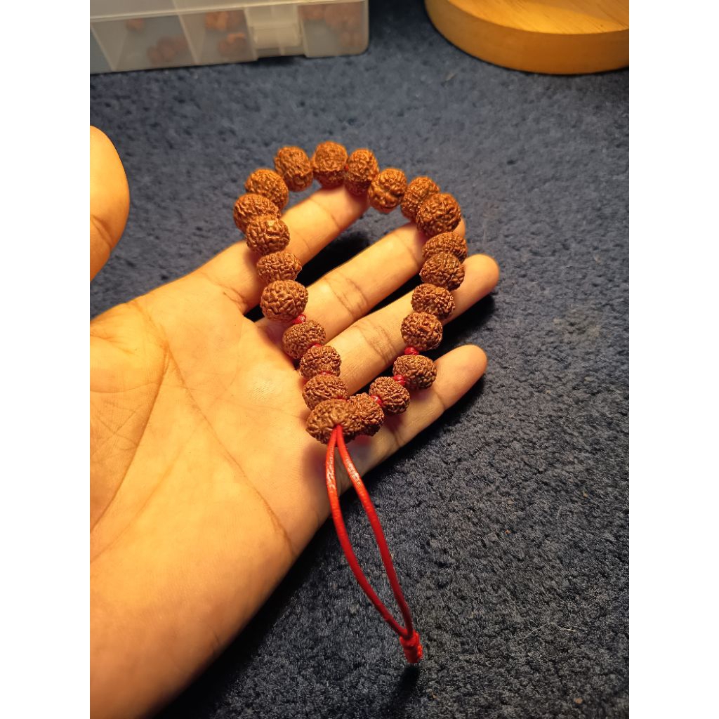 Gelang mukhi 11