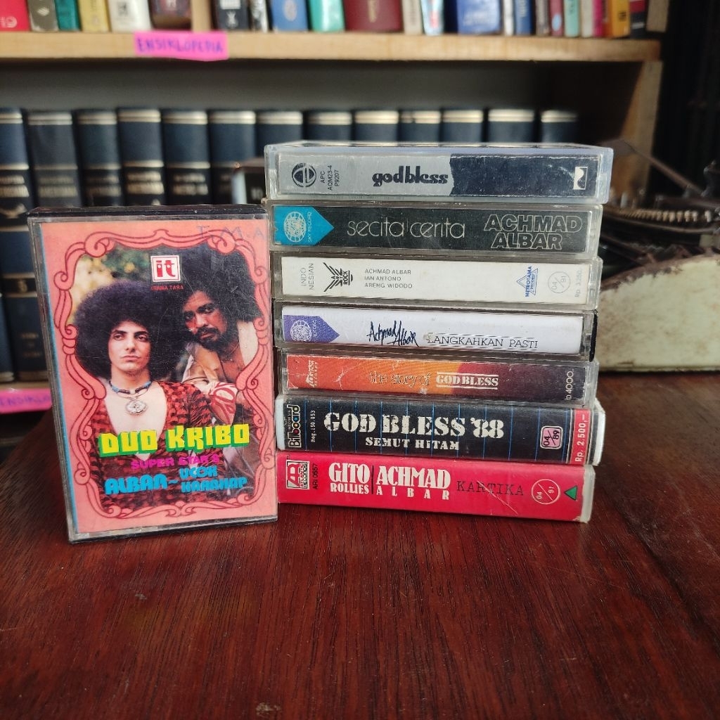 Kumpulan Kaset Pita Gobless Ahmad Albar, Ucok Harahap, Gito Rollies