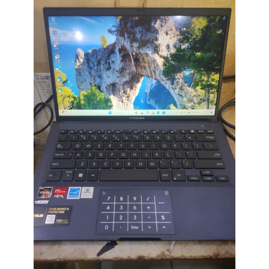 Asus expretbook second amd ryzen 5 fulset L1400cd