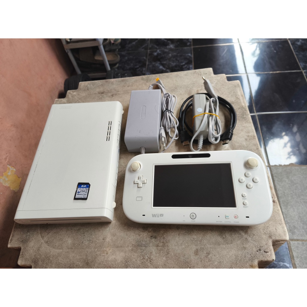 Nintendo Wii U White 32GB CFW