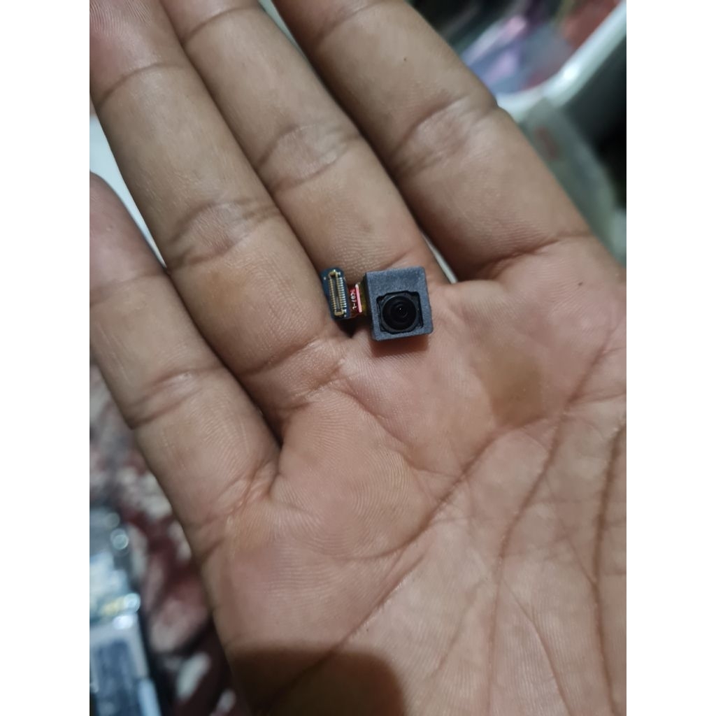 kamera depan samsung s20 plus normal copotan