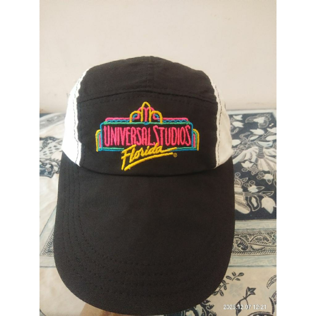 Topi Universal studios USA original