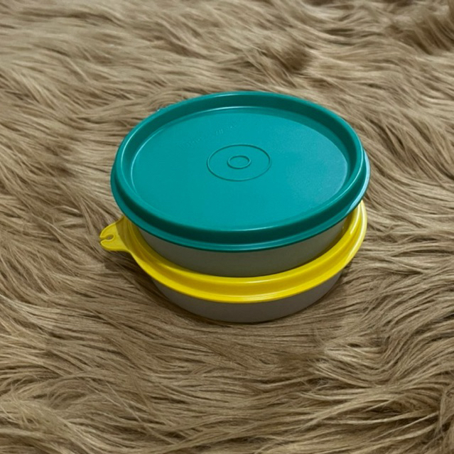 Bundle 2 pcs Tupperware Bulat Pipih Kecil