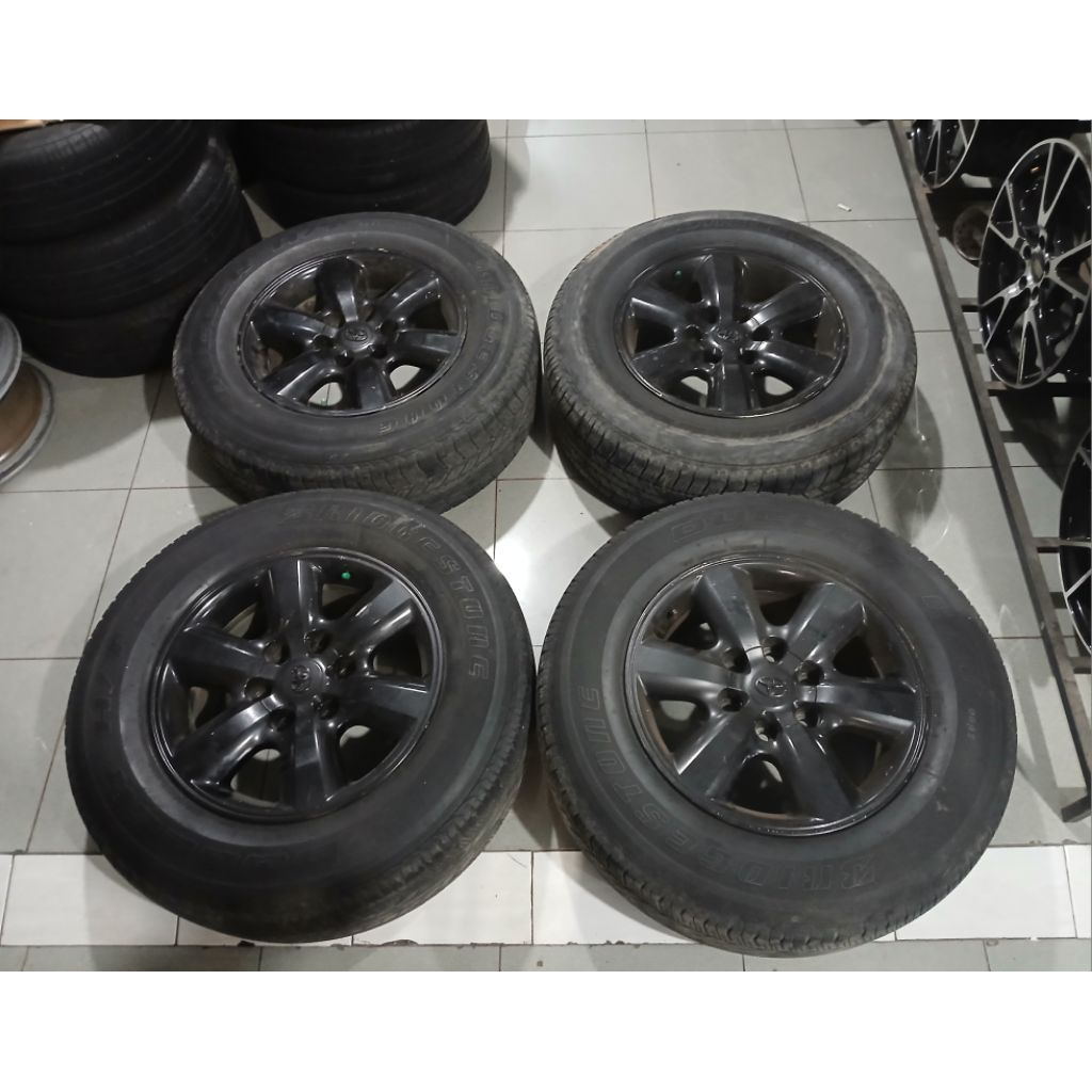 VELG MOBIL BEKAS COPOTAN FORTUNER R17 PLUS BAN BONUSAN