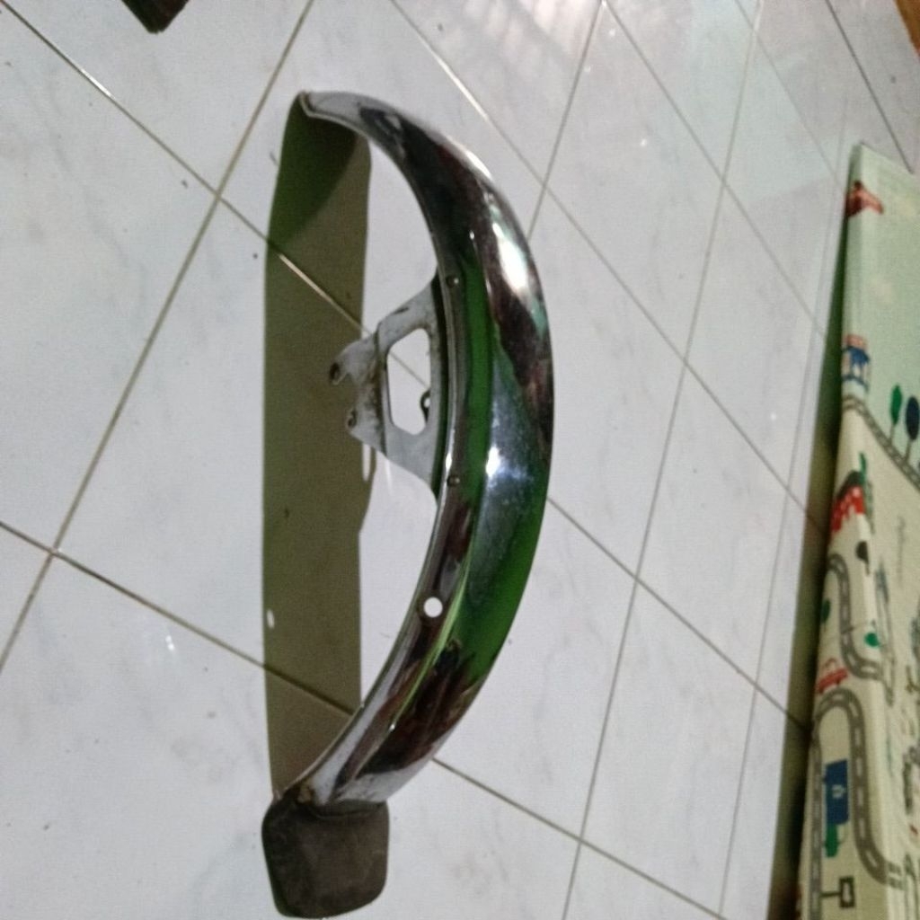 slebor depan gl 100 original utuh mulus kepet ori