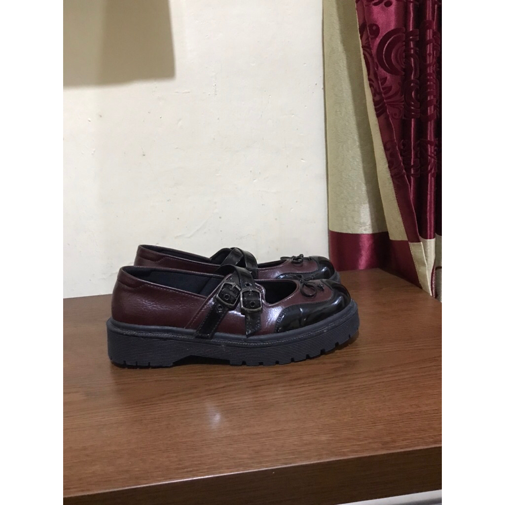 Preloved — Cekhas Jisoo Mary Jane Maroon