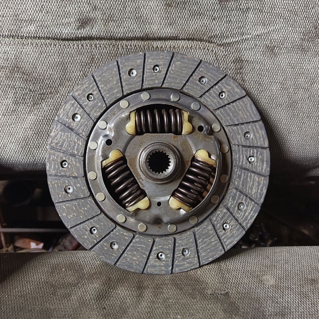 Kampas kopling Hyundai Trajet