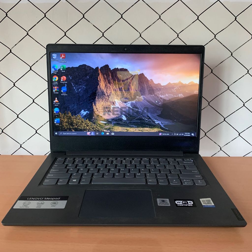 Lenovo Ideapad V14-ADA  / AMD Ryzen 3 3250U / 8GB / SSD 256GB / W10