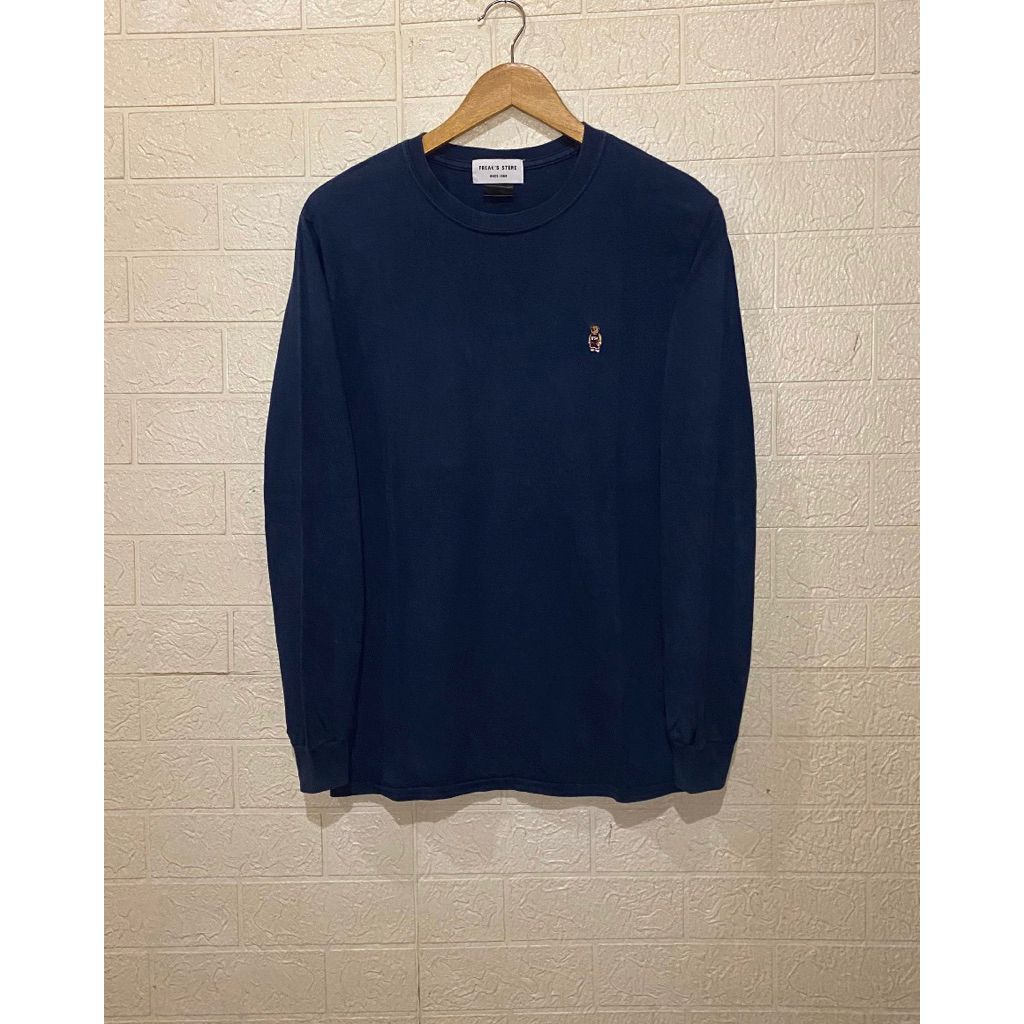 Kaos Long Sleeve Freak’s Store