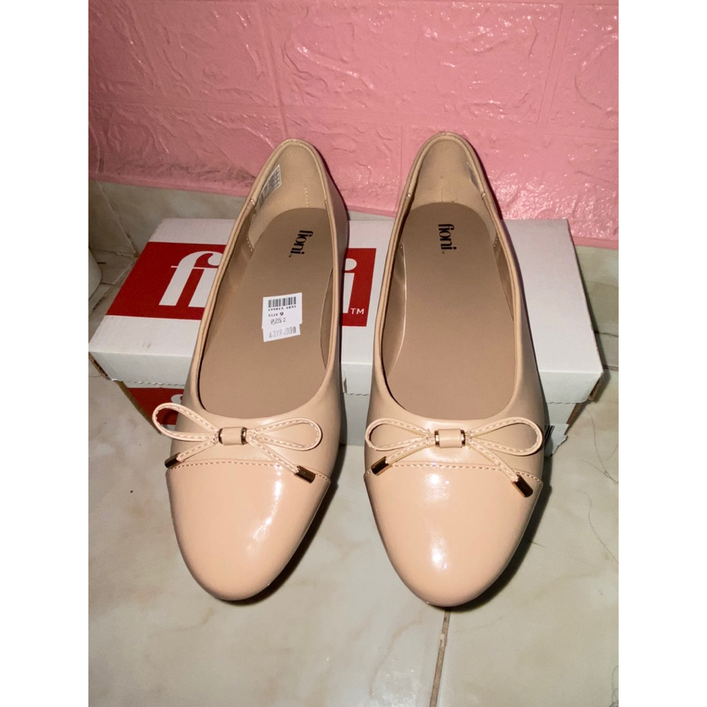 payless fioni flat shoes womens