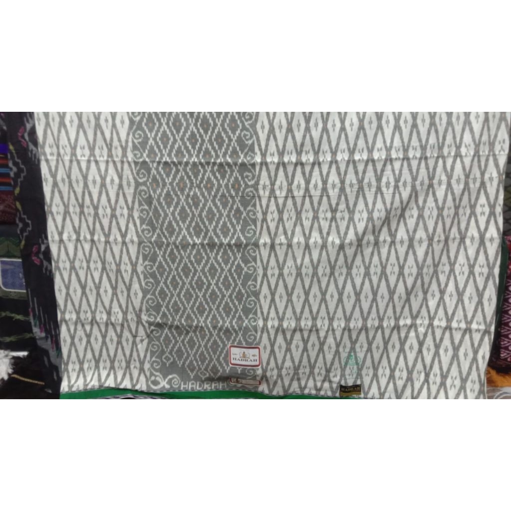 SARUNG HADRAH KWG,KGD MESRES