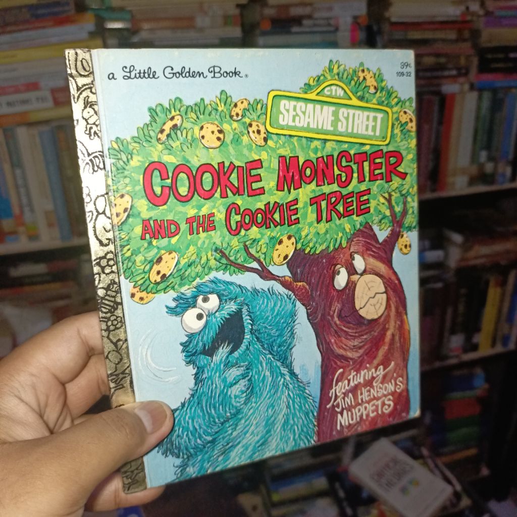 Sesame Street - Cookie Monster and the Cookie Tree by David Koor, Illustrated by Joe Mathieli, Featu