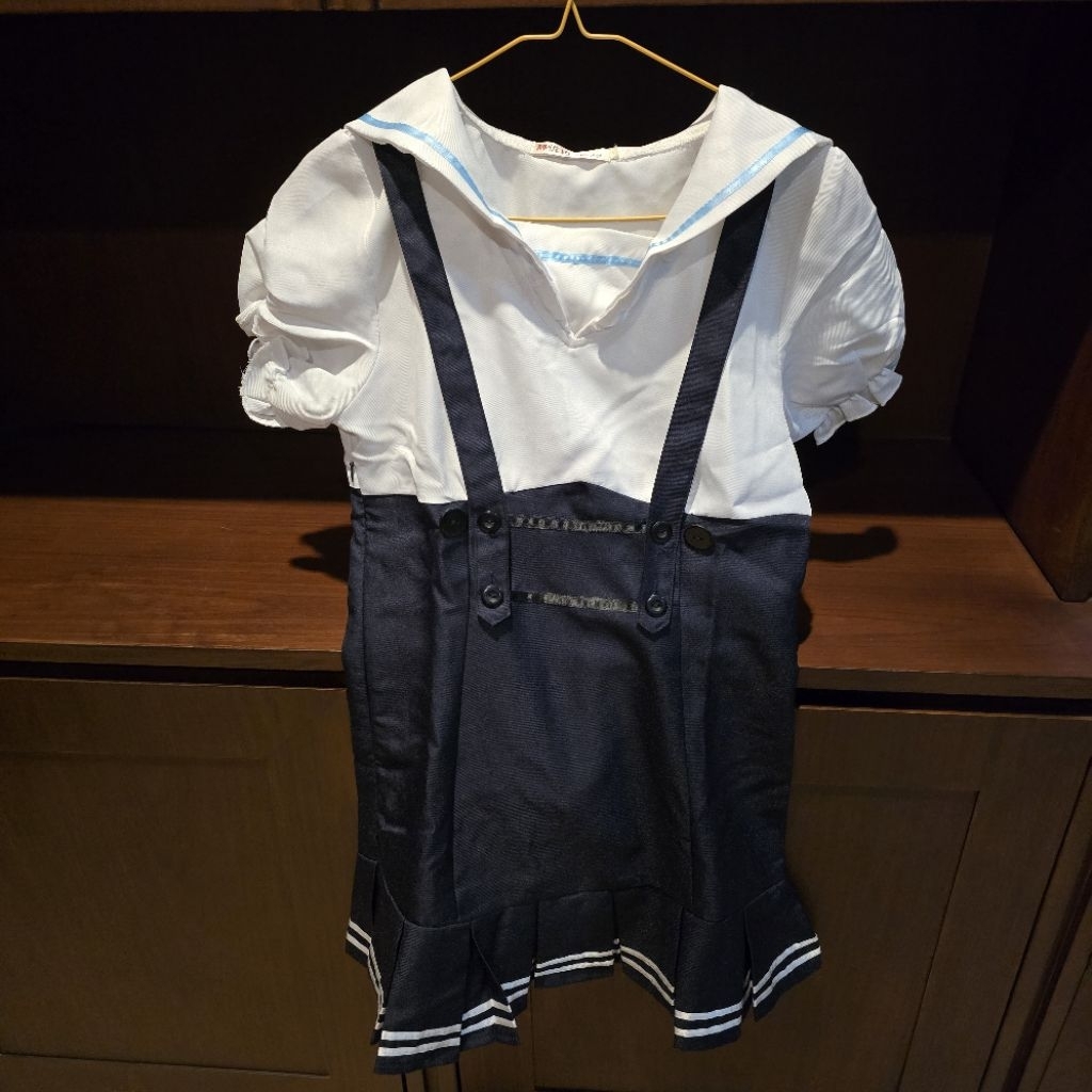 preloved seifuku