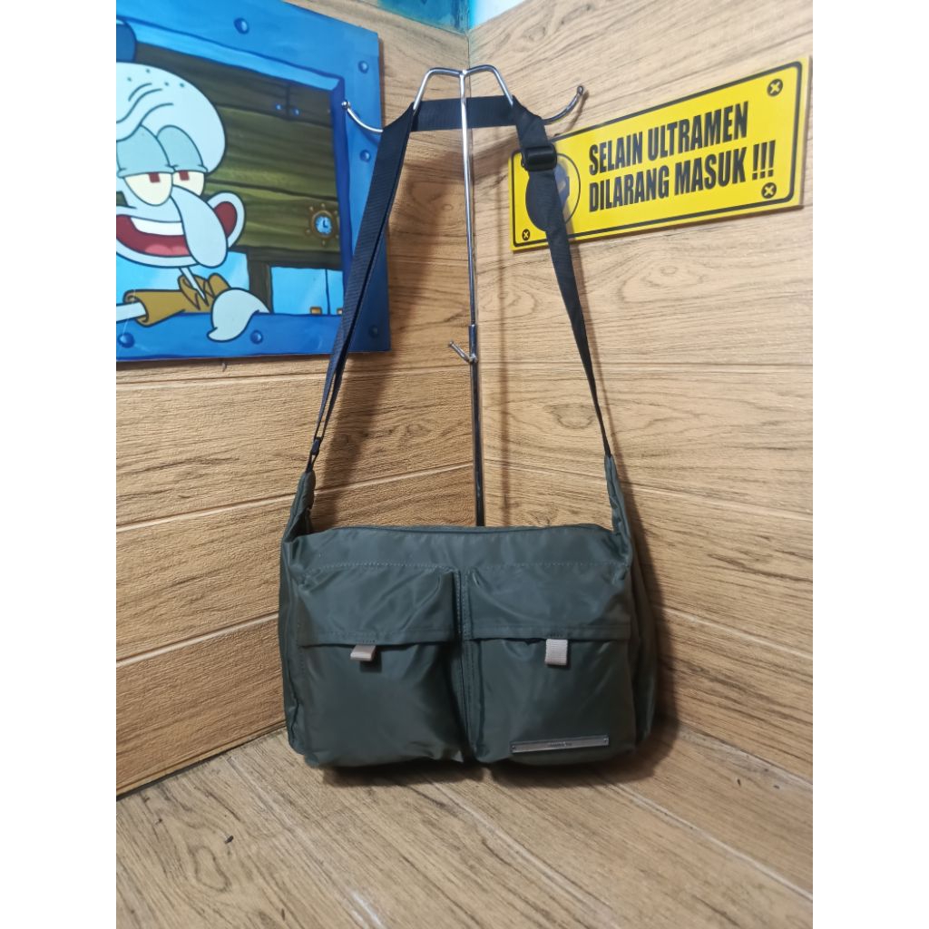 Tas slempang Rawrow second original