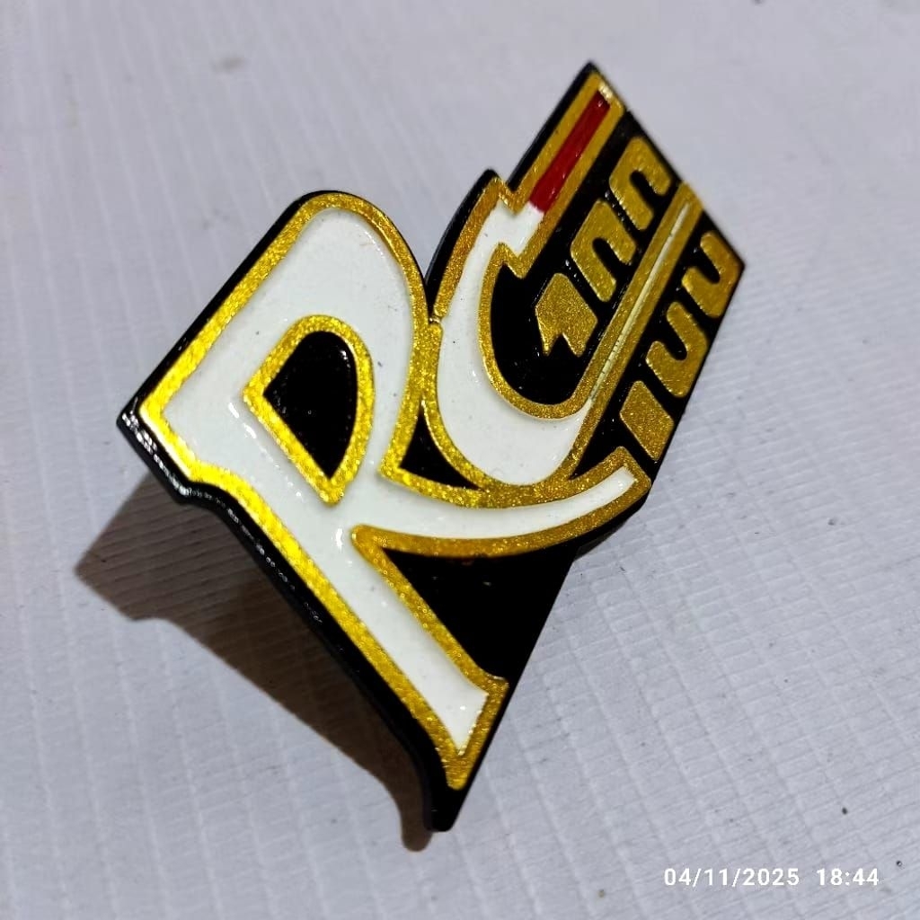 Emblem sayap leksil Suzuki RC100 RC bravo