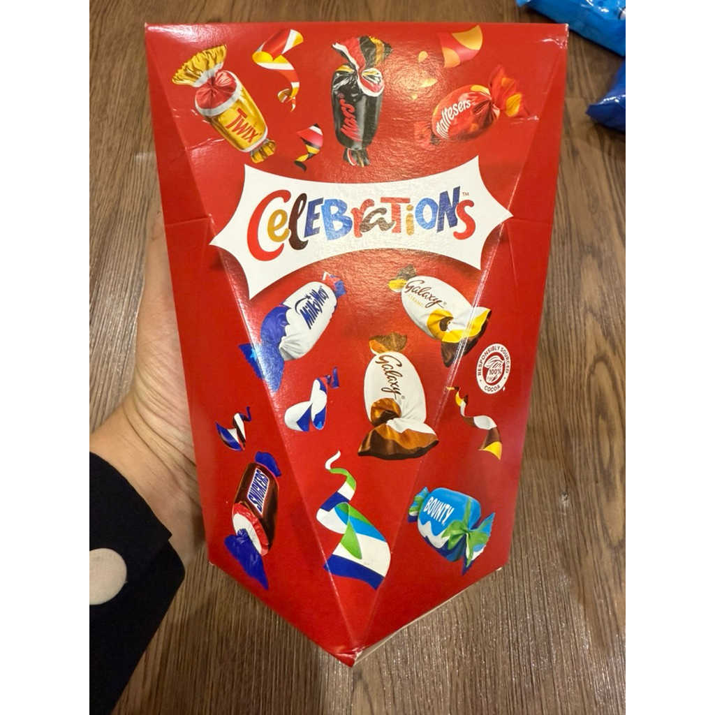 Celebrations Coklat Original Singapore / Malaysia (Bounty,Galaxy, Milky Way, Snickers, Twix, Mars, d