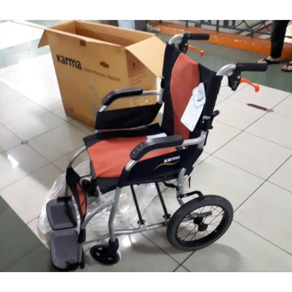 kursi roda Karma Ergo Lite KM-2501/kursi roda Eukarma Travel