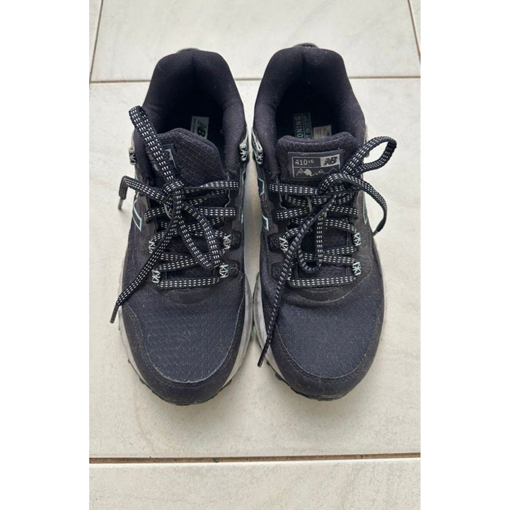 NEW BALANCE TRAIL RUN SHOES