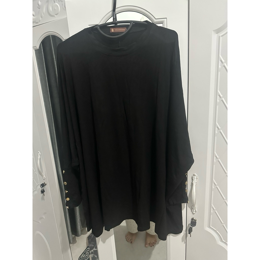 Preloved iymelsayshijab ish oversize