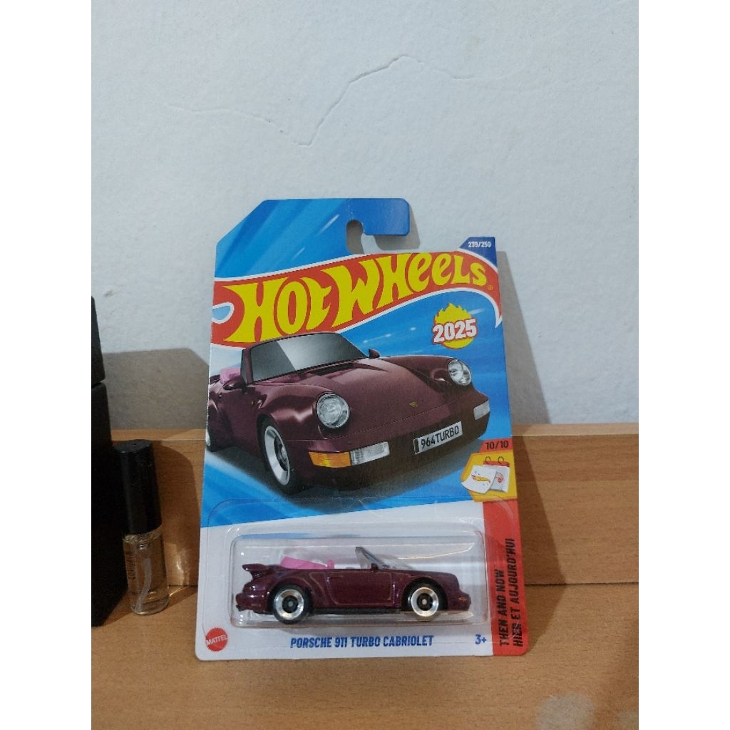 Hot wheels porsche 911 turbo cabriolet