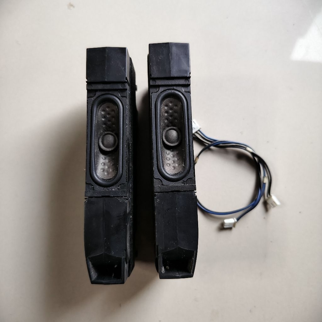 Salon Speaker TV LCD LED TV LG 32 Inch tipe 32LB550A cabutan normal tested mulus no minus siap rakit