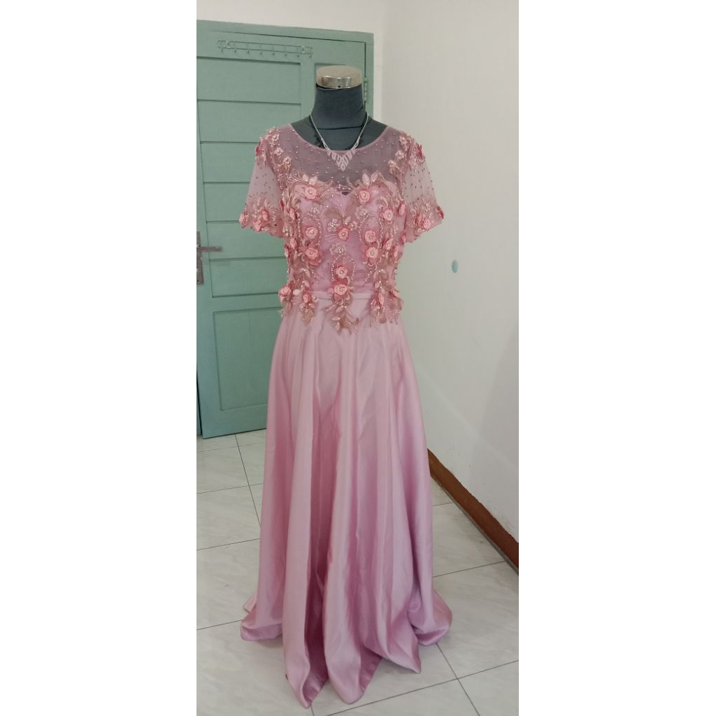 gaun pesta mama jumbo
