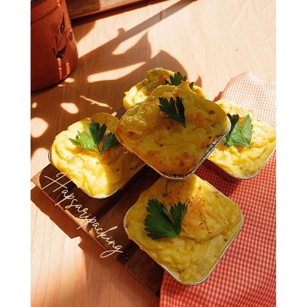 Pastel Tutup (Hampers) (Snack) (Healthy Food)