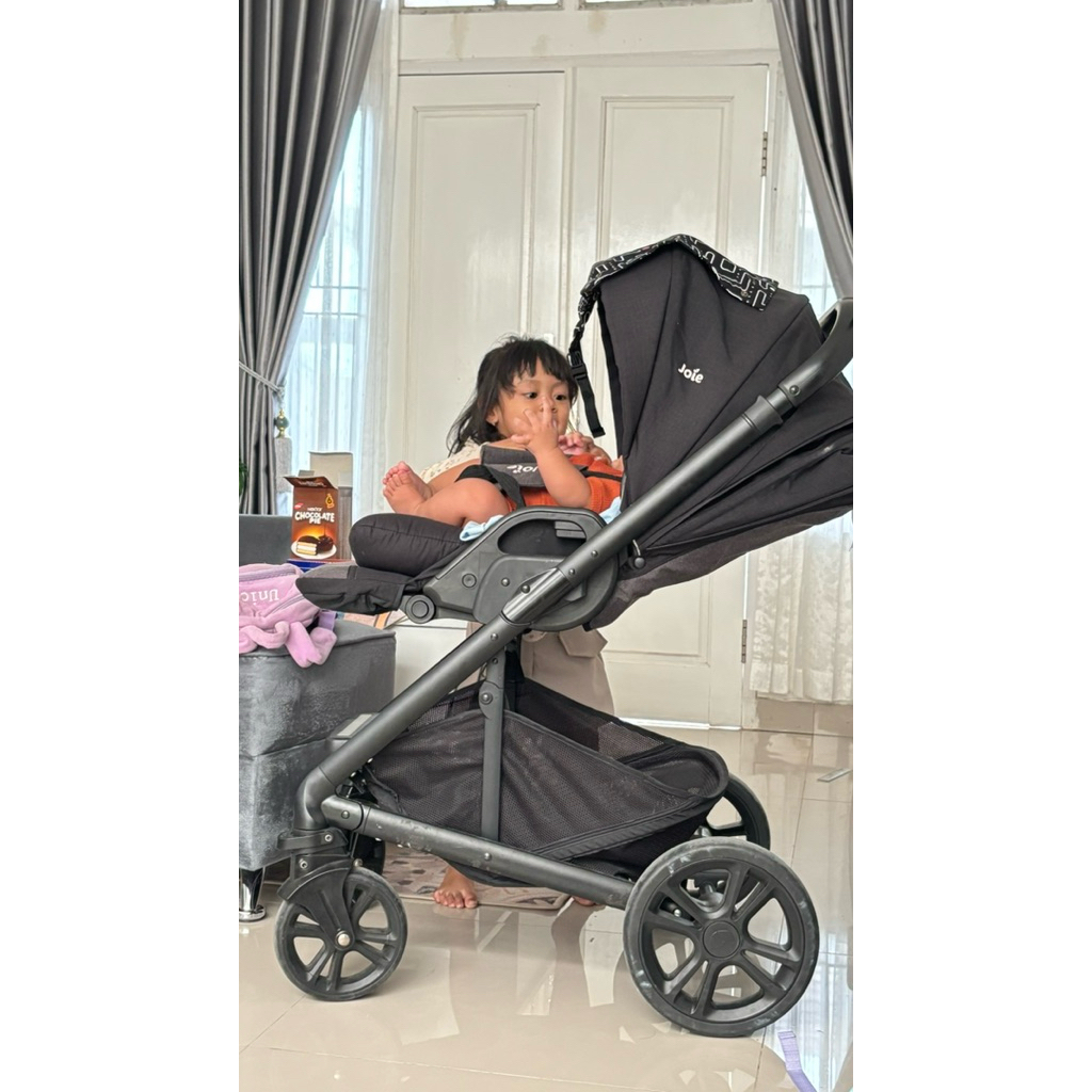 Preloved Joie Chrome shale