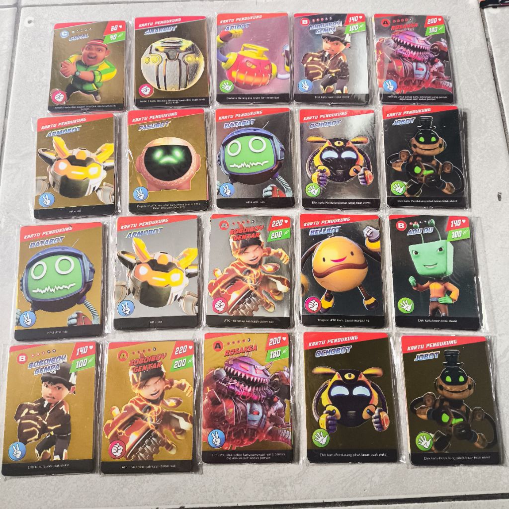 10 Pak Kartu BoBoiBoy Emas Dan Silver Isi 80 Kartu Biasa Plus 10 Kartu Emas Dan Silver
