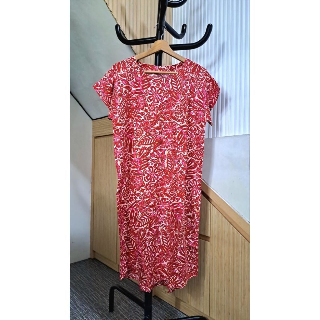 DASTER BALI MOTIF BATIK BUNGA MERAH